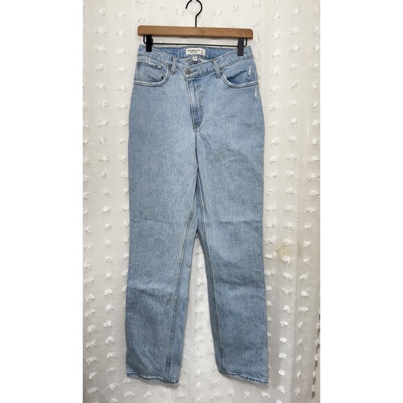 Abercrombie & Fitch 90's Straight Ultra High Rise Curve Love Jeans Size 27/4 L - Picture 1 of 5